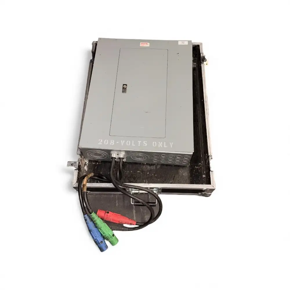 Distro 208V 3 Phase avec coffre - Image 1